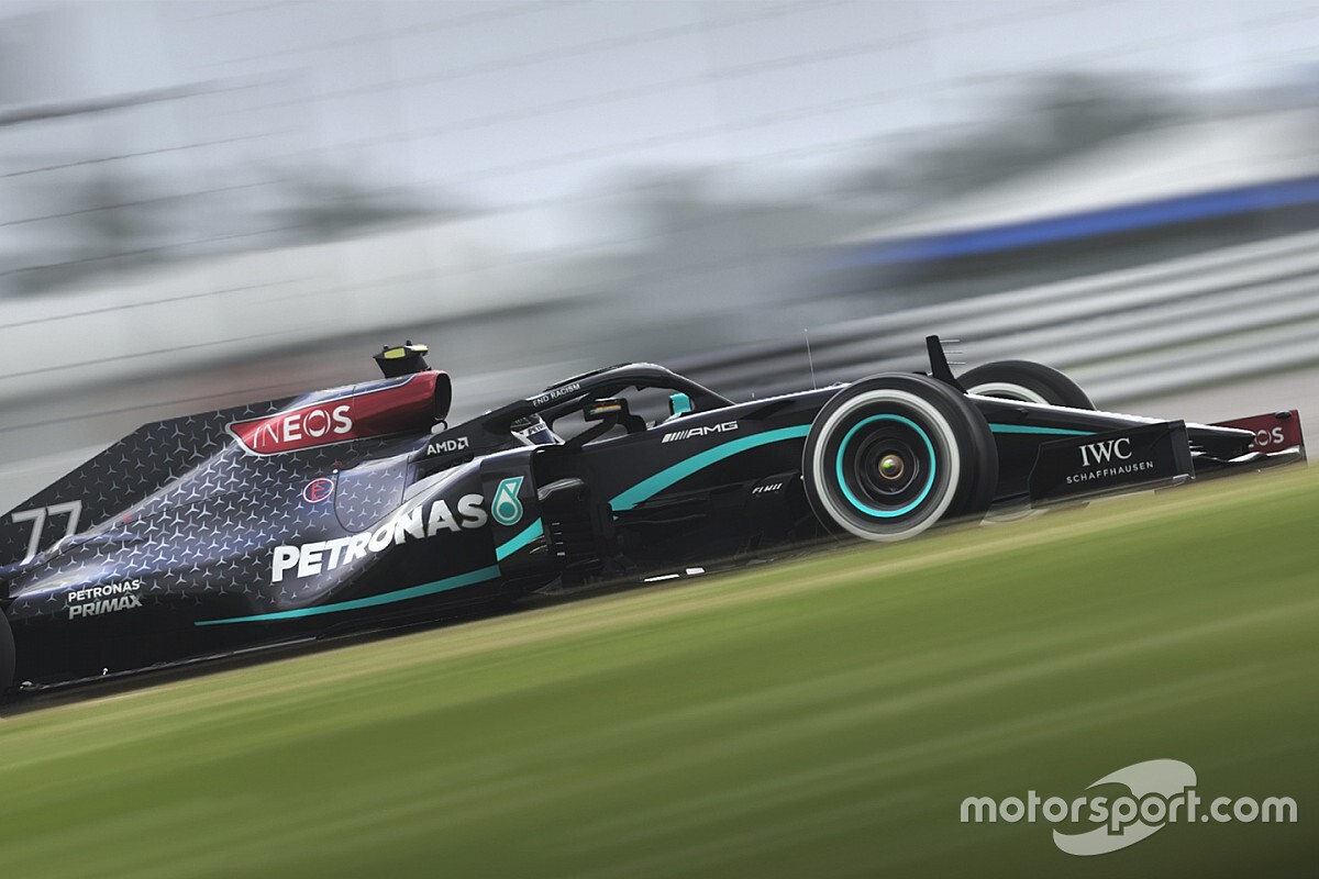 mercedes-f1-esports-car-in-bla